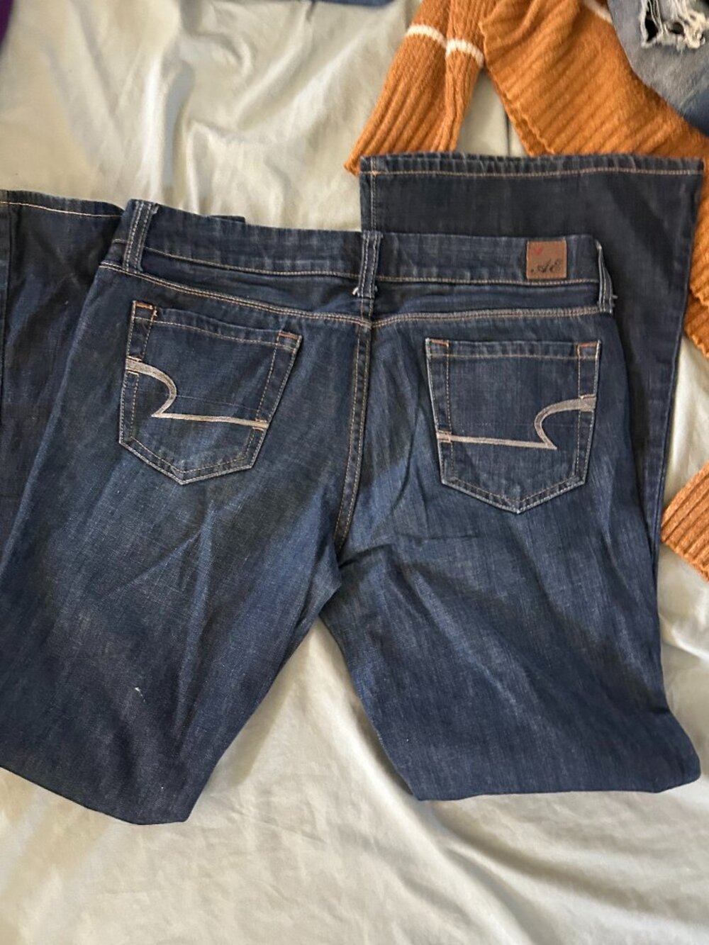 AEO size 8 womens jeans pants blue denim eight american eagle real flare
